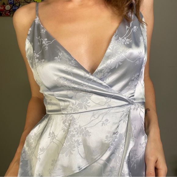 GAVE TO NIECE Baby Blue Floral Mini Ruffle Flirty Dress Luster & Shine ✨ - Picture 13 of 15